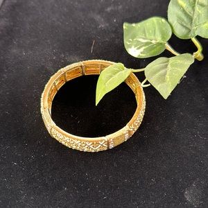 ⭐️ lia sophia stretch bracelet ⭐️